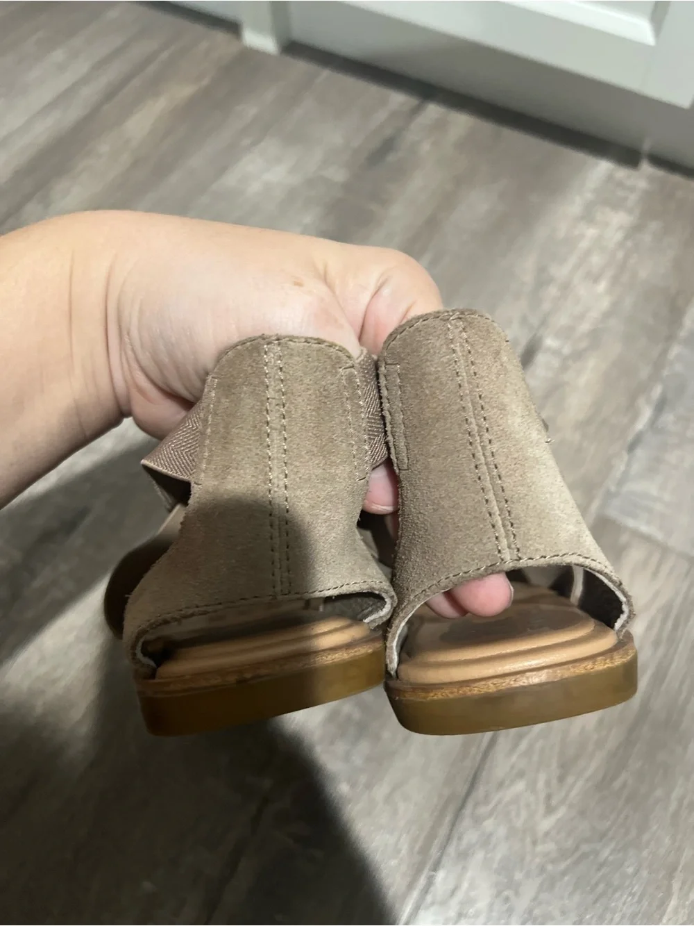 Sorel Ella II Sandals in Ash Brown with Metallic Leather